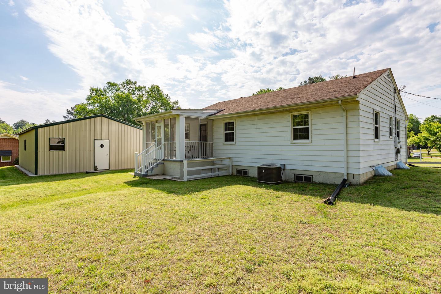 149 COURTHOUSE LN, BOWLING GREEN, Virginia 22427, 3 Bedrooms Bedrooms, ,1 BathroomBathrooms,Residential,For sale,149 COURTHOUSE LN,VACV2007934 MLS # VACV2007934