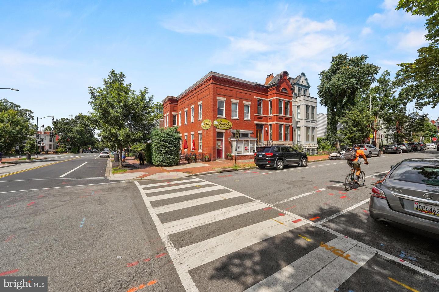 401 13TH ST NE #104, WASHINGTON, District Of Columbia 20002, 1 Bedroom Bedrooms, ,1 BathroomBathrooms,Residential,For sale,401 13TH ST NE #104,DCDC2194252 MLS # DCDC2194252
