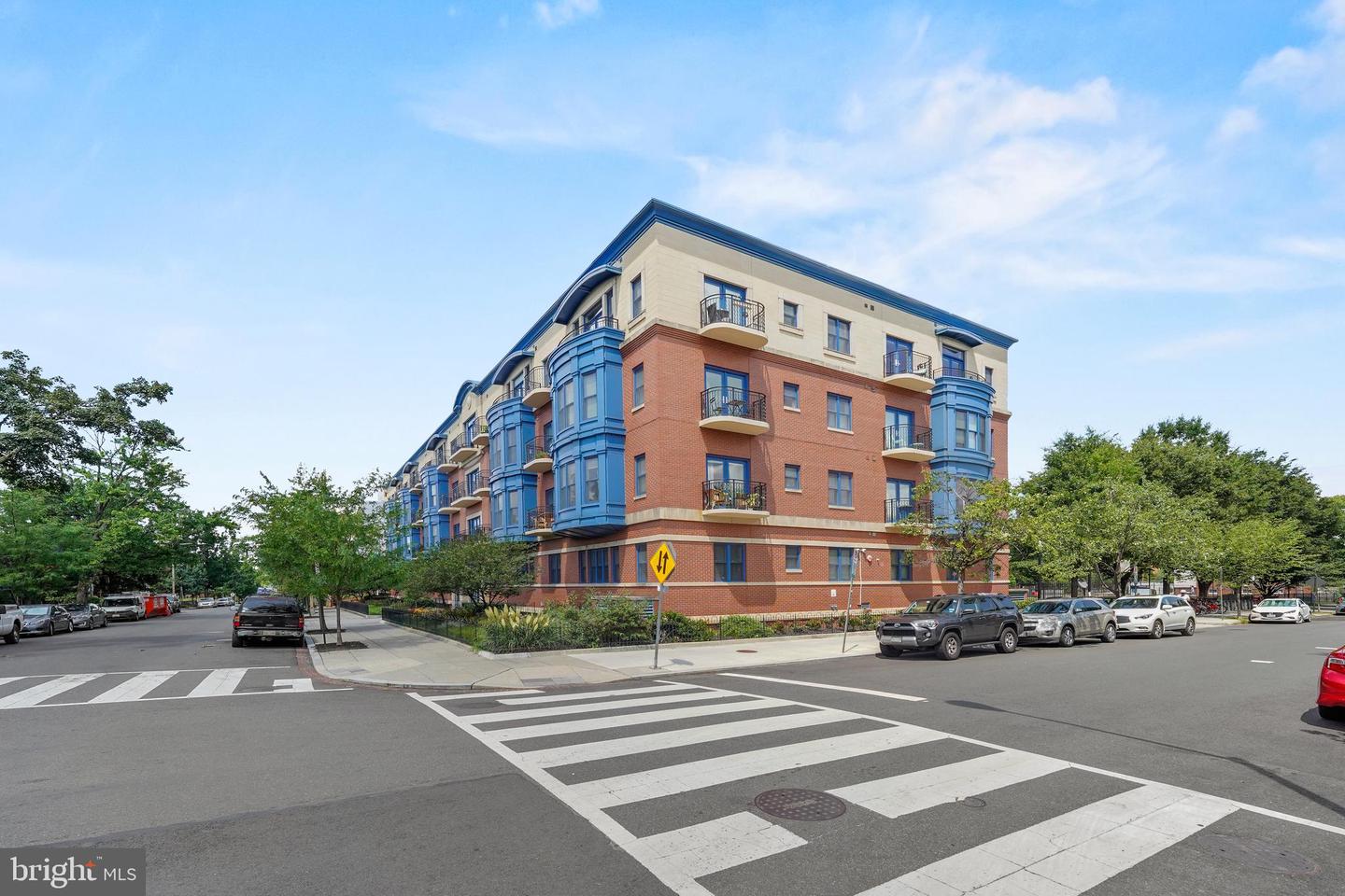 401 13TH ST NE #104, WASHINGTON, District Of Columbia 20002, 1 Bedroom Bedrooms, ,1 BathroomBathrooms,Residential,For sale,401 13TH ST NE #104,DCDC2194252 MLS # DCDC2194252