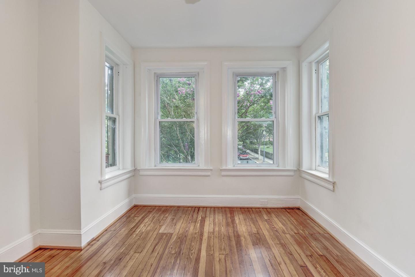 1674 IRVING ST NW, WASHINGTON, District Of Columbia 20010, 6 Bedrooms Bedrooms, ,6 BathroomsBathrooms,Residential,For sale,1674 IRVING ST NW,DCDC2194594 MLS # DCDC2194594