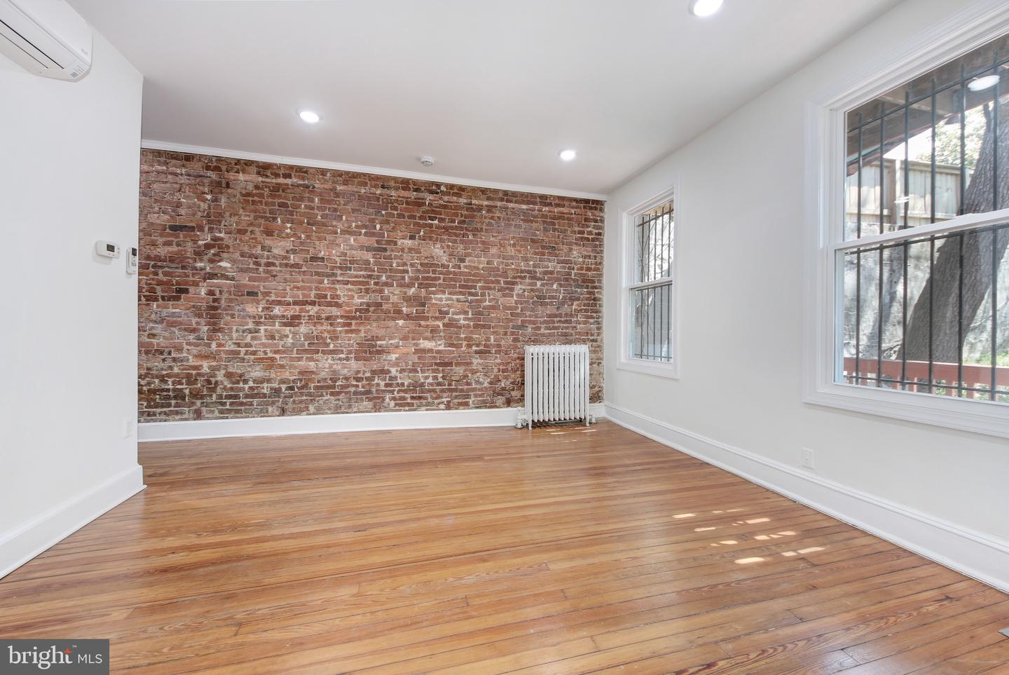 1674 IRVING ST NW, WASHINGTON, District Of Columbia 20010, 6 Bedrooms Bedrooms, ,6 BathroomsBathrooms,Residential,For sale,1674 IRVING ST NW,DCDC2194594 MLS # DCDC2194594