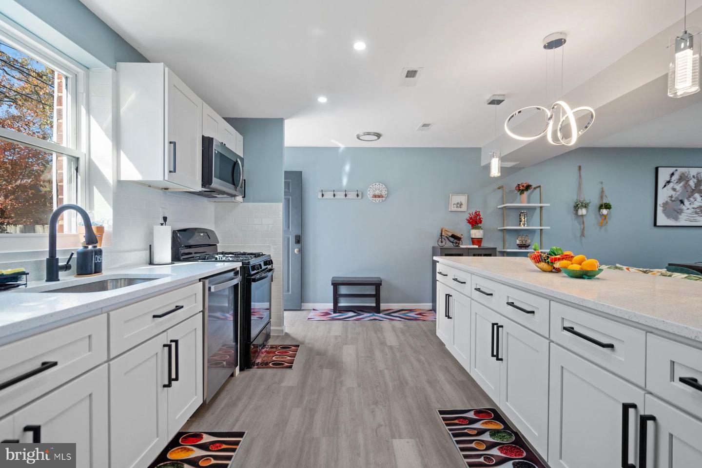 229 TENNESSEE AVE, ALEXANDRIA, Virginia 22305, 3 Bedrooms Bedrooms, ,2 BathroomsBathrooms,Residential,For sale,229 TENNESSEE AVE,VAAX2043916 MLS # VAAX2043916
