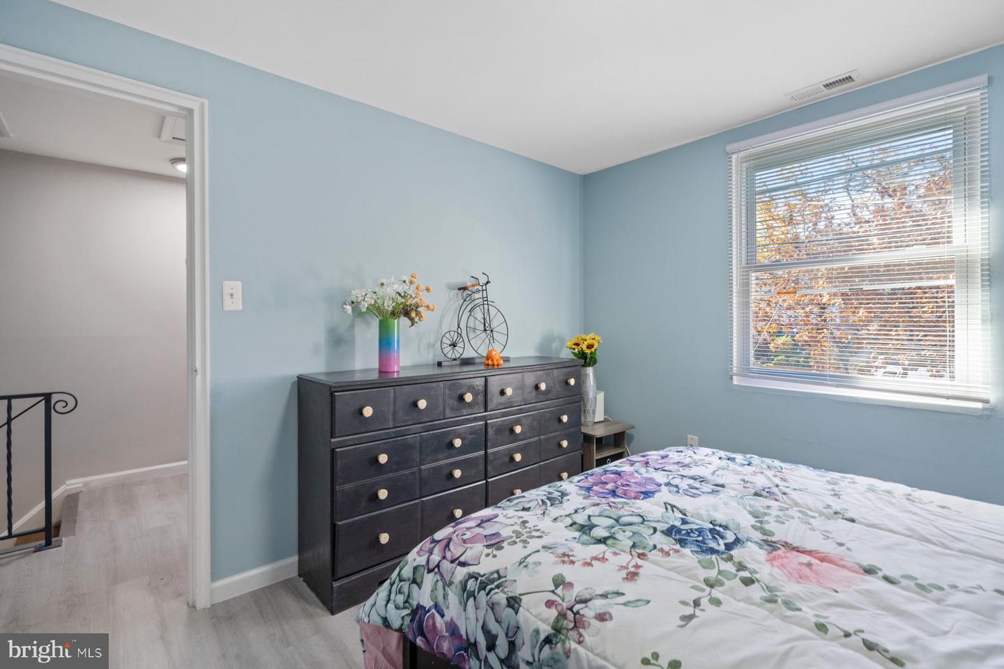229 TENNESSEE AVE, ALEXANDRIA, Virginia 22305, 3 Bedrooms Bedrooms, ,2 BathroomsBathrooms,Residential,For sale,229 TENNESSEE AVE,VAAX2043916 MLS # VAAX2043916