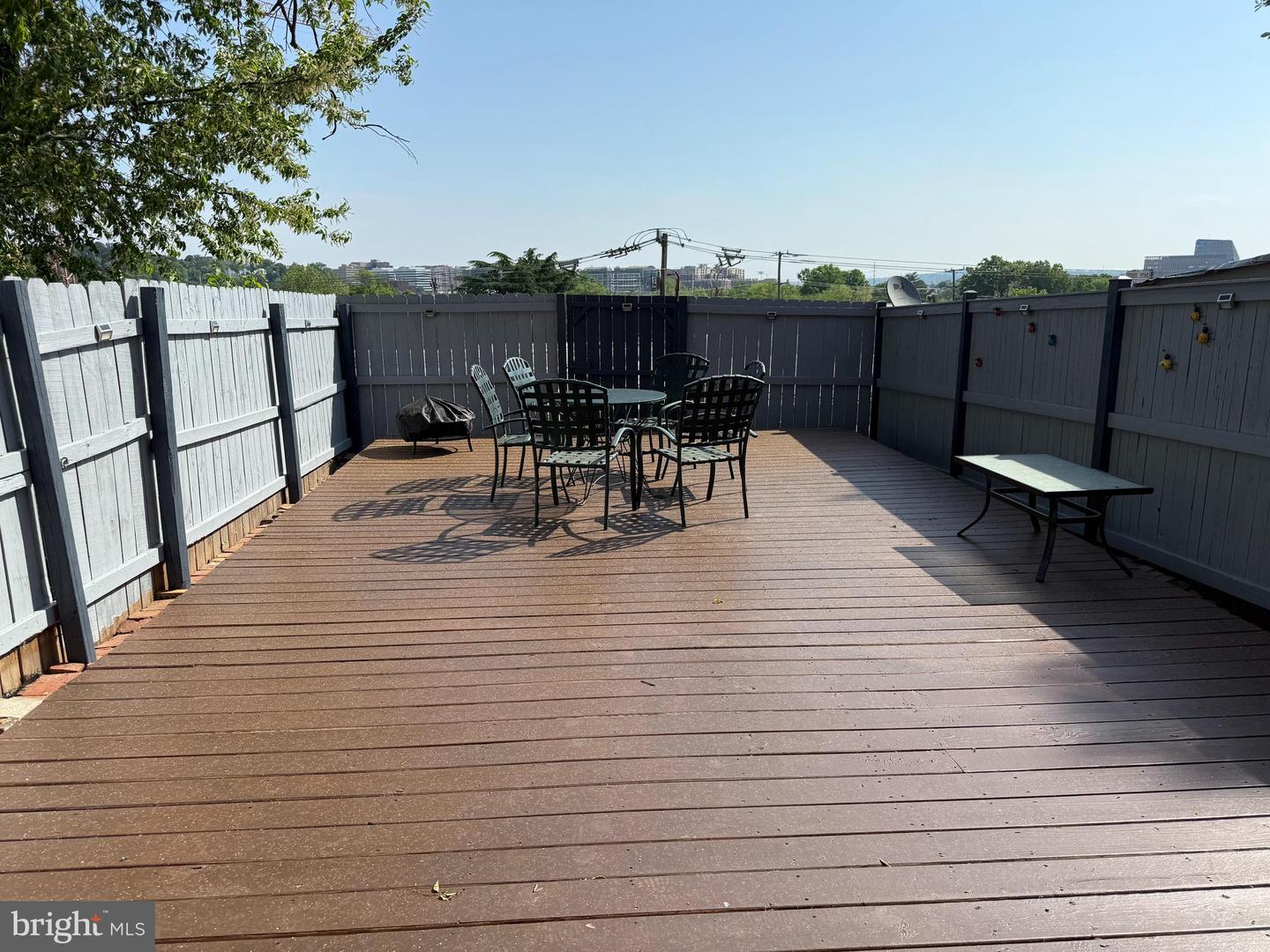 229 TENNESSEE AVE, ALEXANDRIA, Virginia 22305, 3 Bedrooms Bedrooms, ,2 BathroomsBathrooms,Residential,For sale,229 TENNESSEE AVE,VAAX2043916 MLS # VAAX2043916