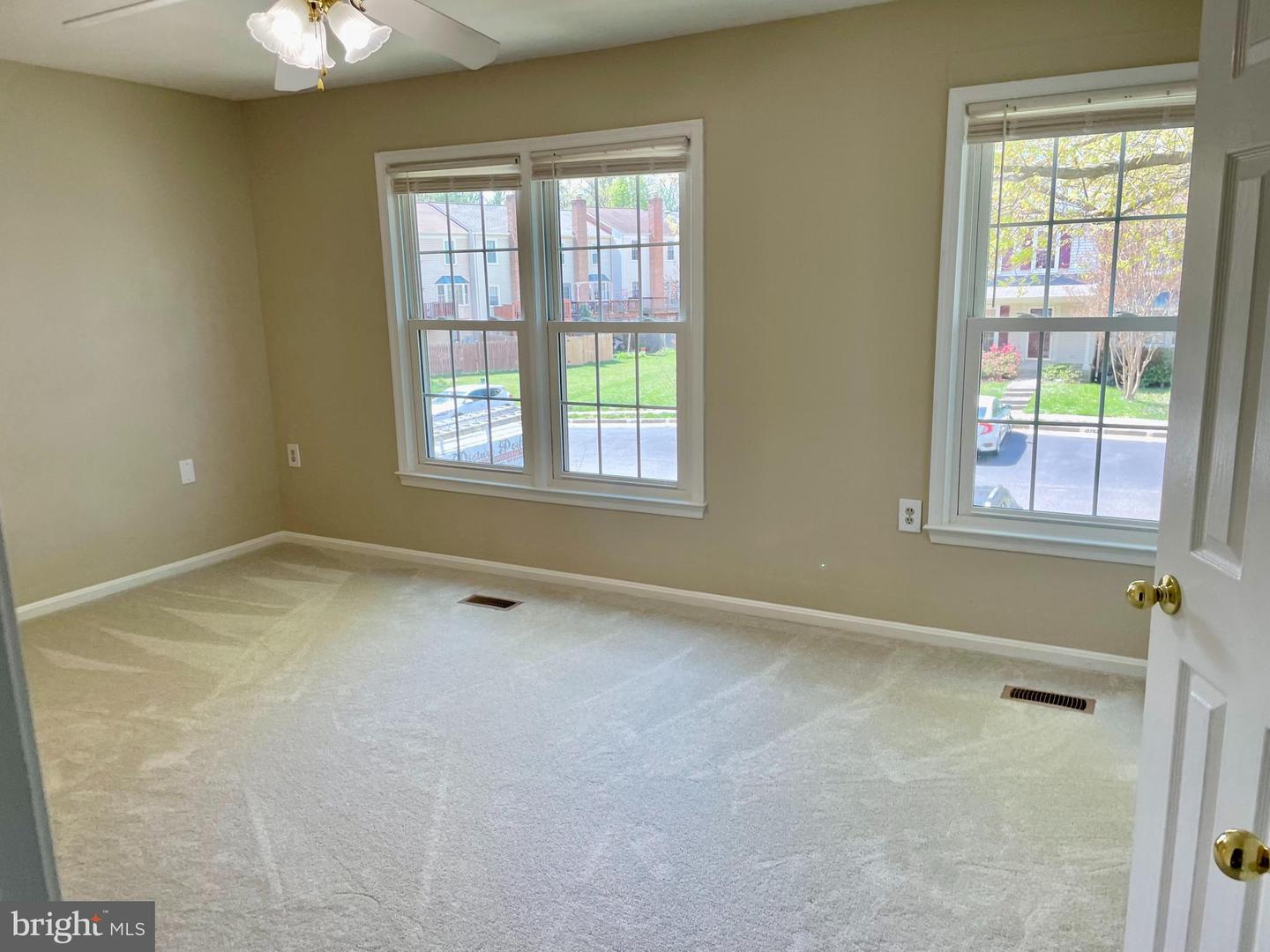 12761 LOCKLEVEN LN, WOODBRIDGE, Virginia 22192, 3 Bedrooms Bedrooms, ,3 BathroomsBathrooms,Residential,For sale,12761 LOCKLEVEN LN,VAPW2091706 MLS # VAPW2091706