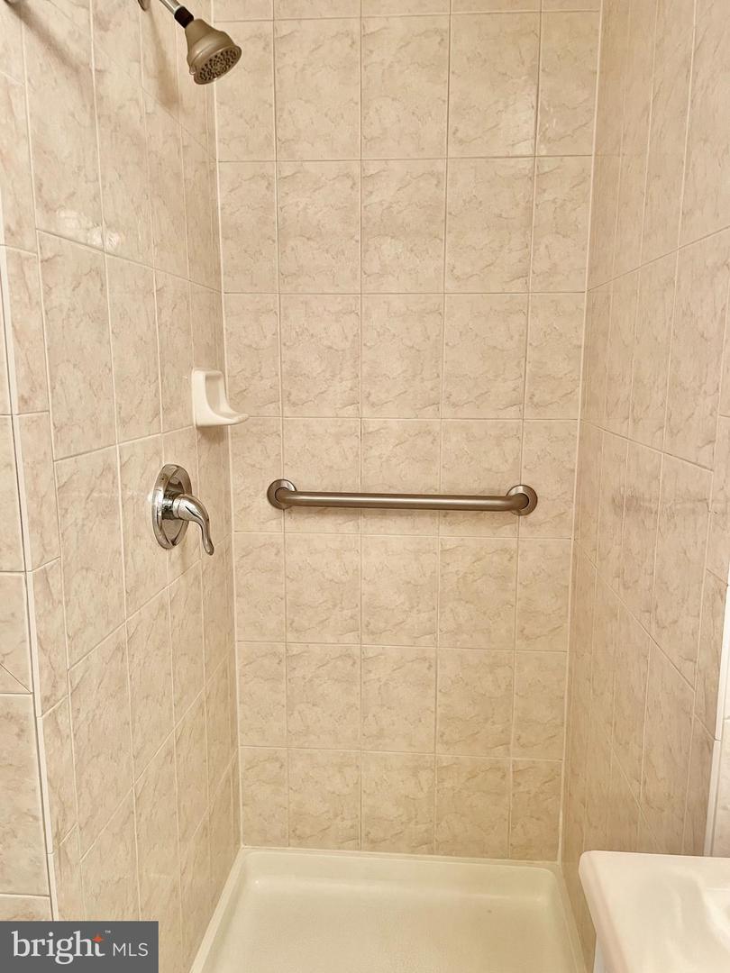 12761 LOCKLEVEN LN, WOODBRIDGE, Virginia 22192, 3 Bedrooms Bedrooms, ,3 BathroomsBathrooms,Residential,For sale,12761 LOCKLEVEN LN,VAPW2091706 MLS # VAPW2091706