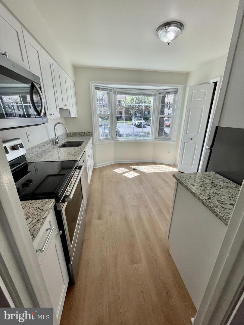 12761 LOCKLEVEN LN, WOODBRIDGE, Virginia 22192, 3 Bedrooms Bedrooms, ,3 BathroomsBathrooms,Residential,For sale,12761 LOCKLEVEN LN,VAPW2091706 MLS # VAPW2091706