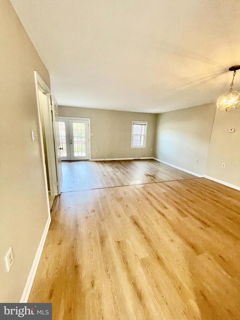12761 LOCKLEVEN LN, WOODBRIDGE, Virginia 22192, 3 Bedrooms Bedrooms, ,3 BathroomsBathrooms,Residential,For sale,12761 LOCKLEVEN LN,VAPW2091706 MLS # VAPW2091706