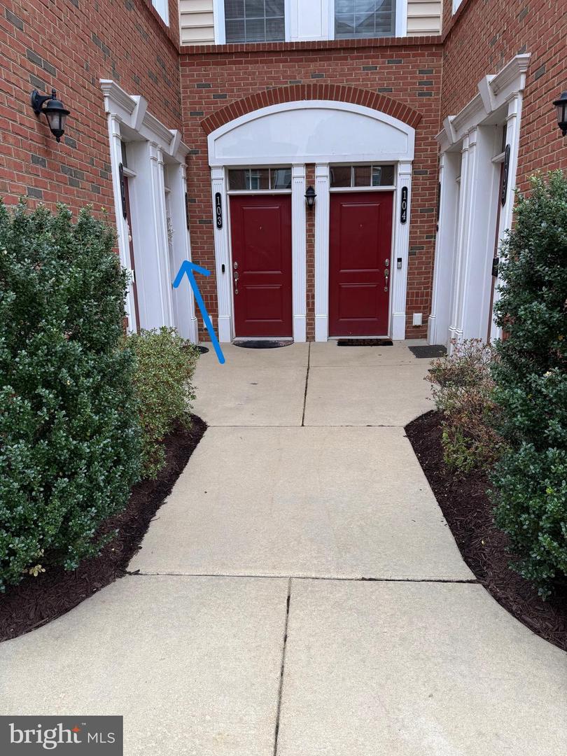 23266 SOUTHDOWN MANOR TER #102, ASHBURN, Virginia 20148, 2 Bedrooms Bedrooms, ,2 BathroomsBathrooms,Residential,For sale,23266 SOUTHDOWN MANOR TER #102,VALO2093562 MLS # VALO2093562