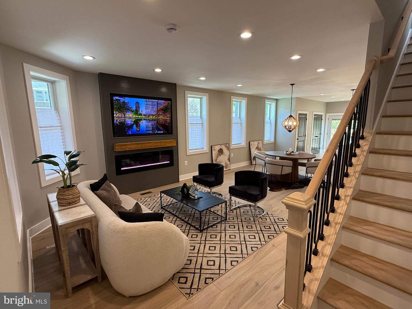 200 BRYANT ST NE, WASHINGTON, District Of Columbia 20002, 5 Bedrooms Bedrooms, ,3 BathroomsBathrooms,Residential,For sale,200 BRYANT ST NE,DCDC2194918 MLS # DCDC2194918