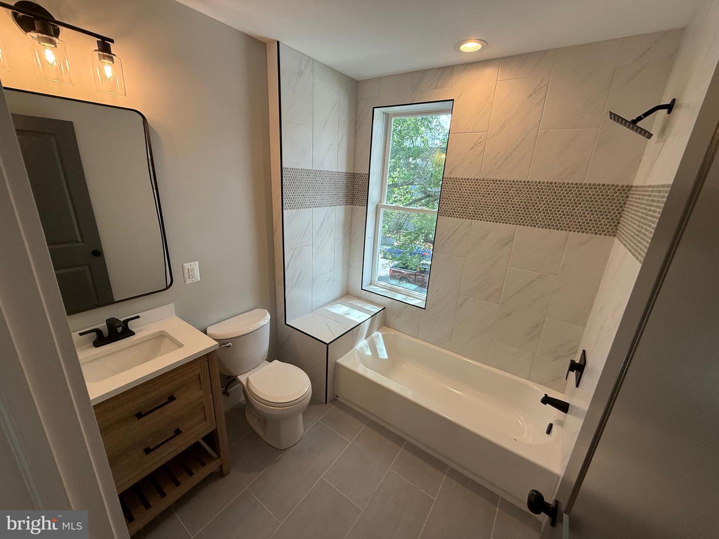 200 BRYANT ST NE, WASHINGTON, District Of Columbia 20002, 5 Bedrooms Bedrooms, ,3 BathroomsBathrooms,Residential,For sale,200 BRYANT ST NE,DCDC2194918 MLS # DCDC2194918