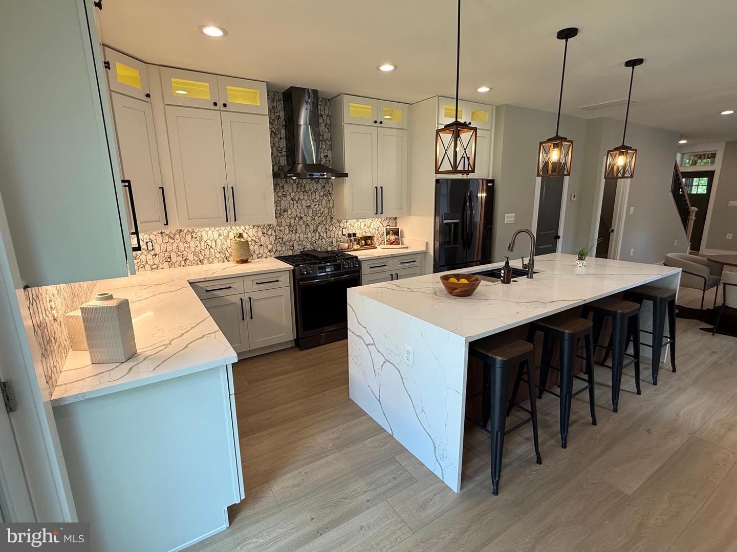 200 BRYANT ST NE, WASHINGTON, District Of Columbia 20002, 5 Bedrooms Bedrooms, ,3 BathroomsBathrooms,Residential,For sale,200 BRYANT ST NE,DCDC2194918 MLS # DCDC2194918