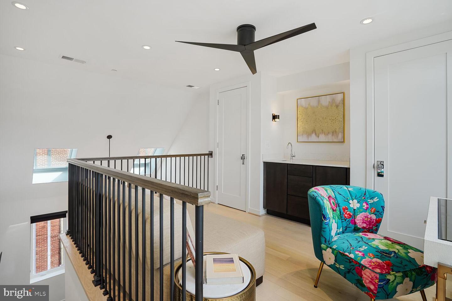 1313 LINDEN CT NE, WASHINGTON, District Of Columbia 20002, 3 Bedrooms Bedrooms, ,3 BathroomsBathrooms,Residential,For sale,1313 LINDEN CT NE,DCDC2195070 MLS # DCDC2195070
