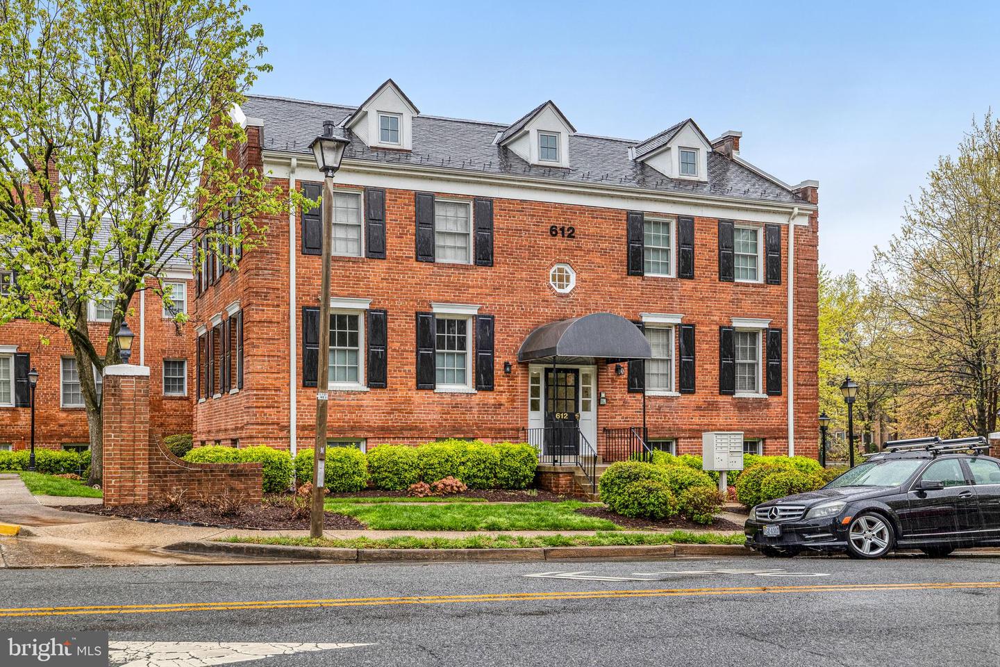 612 BASHFORD LN #1221, ALEXANDRIA, Virginia 22314, 1 Bedroom Bedrooms, ,1 BathroomBathrooms,Residential,For sale,612 BASHFORD LN #1221,VAAX2044066 MLS # VAAX2044066