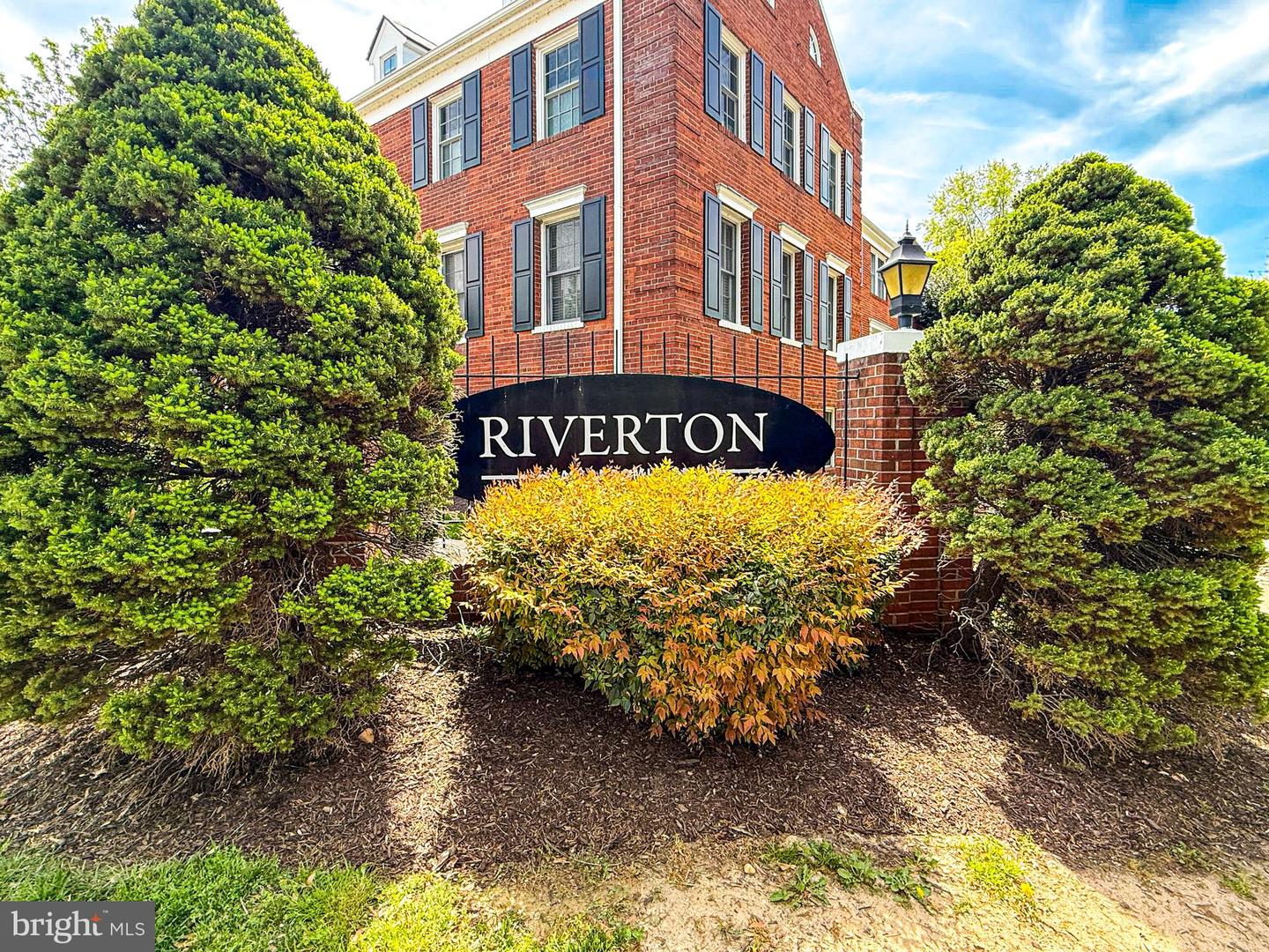 612 BASHFORD LN #1221, ALEXANDRIA, Virginia 22314, 1 Bedroom Bedrooms, ,1 BathroomBathrooms,Residential,For sale,612 BASHFORD LN #1221,VAAX2044066 MLS # VAAX2044066