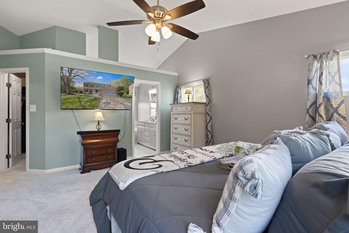 18846 BEATEN PATH CT, TRIANGLE, Virginia 22172, 4 Bedrooms Bedrooms, ,2 BathroomsBathrooms,Residential,For sale,18846 BEATEN PATH CT,VAPW2091776 MLS # VAPW2091776