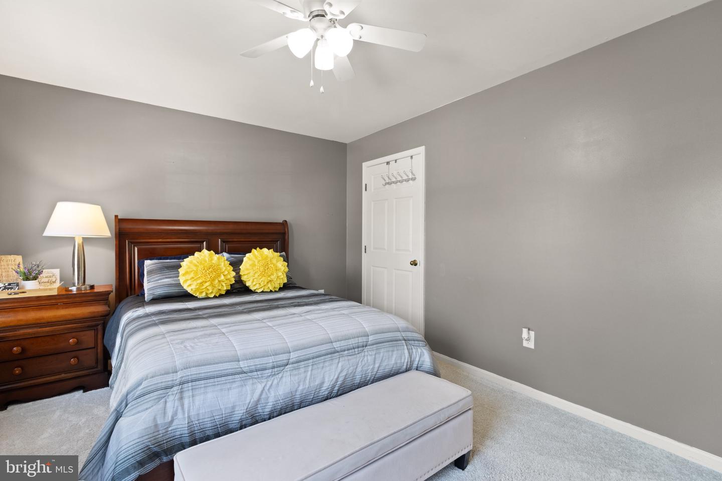 18846 BEATEN PATH CT, TRIANGLE, Virginia 22172, 4 Bedrooms Bedrooms, ,2 BathroomsBathrooms,Residential,For sale,18846 BEATEN PATH CT,VAPW2091776 MLS # VAPW2091776