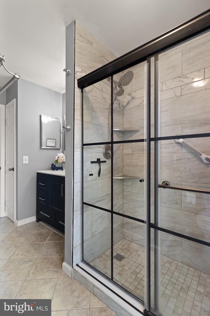 18846 BEATEN PATH CT, TRIANGLE, Virginia 22172, 4 Bedrooms Bedrooms, ,2 BathroomsBathrooms,Residential,For sale,18846 BEATEN PATH CT,VAPW2091776 MLS # VAPW2091776