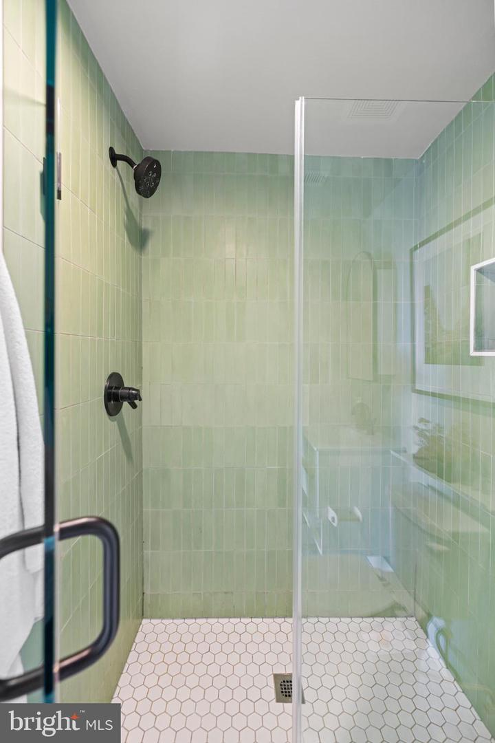 906 GALLATIN ST NW #403, WASHINGTON, District Of Columbia 20011, 2 Bedrooms Bedrooms, ,2 BathroomsBathrooms,Residential,For sale,906 GALLATIN ST NW #403,DCDC2195186 MLS # DCDC2195186