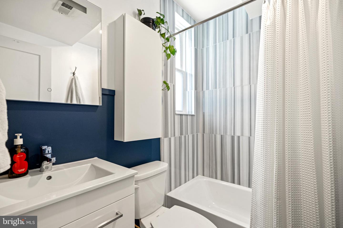 906 GALLATIN ST NW #403, WASHINGTON, District Of Columbia 20011, 2 Bedrooms Bedrooms, ,2 BathroomsBathrooms,Residential,For sale,906 GALLATIN ST NW #403,DCDC2195186 MLS # DCDC2195186