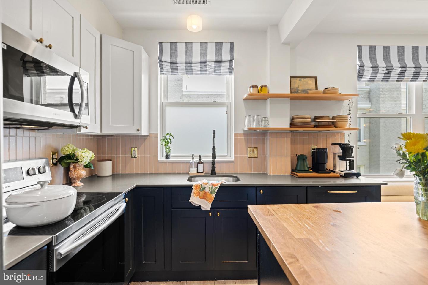 906 GALLATIN ST NW #403, WASHINGTON, District Of Columbia 20011, 2 Bedrooms Bedrooms, ,2 BathroomsBathrooms,Residential,For sale,906 GALLATIN ST NW #403,DCDC2195186 MLS # DCDC2195186