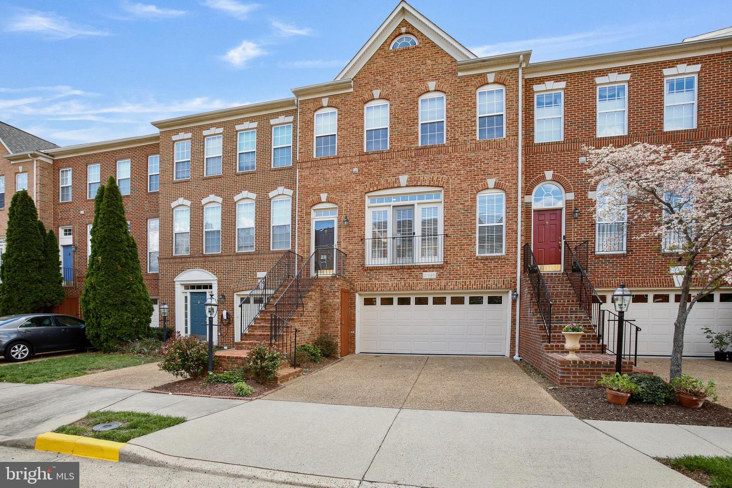 21893 HAWKSBURY TER, BROADLANDS, Virginia 20148, 3 Bedrooms Bedrooms, ,3 BathroomsBathrooms,Residential,For sale,21893 HAWKSBURY TER,VALO2093728 MLS # VALO2093728