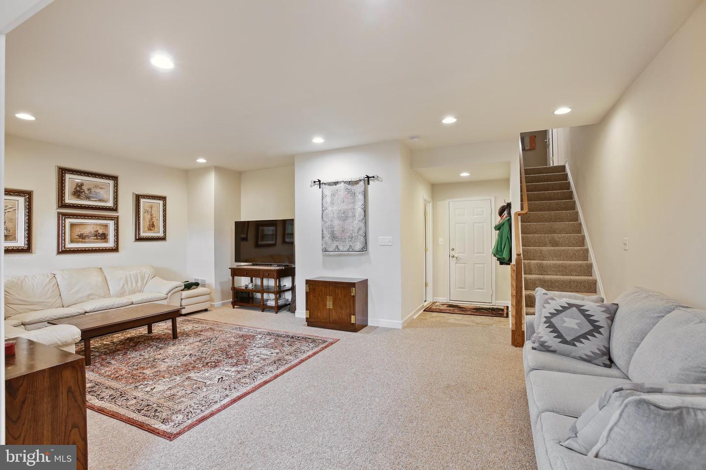 21893 HAWKSBURY TER, BROADLANDS, Virginia 20148, 3 Bedrooms Bedrooms, ,3 BathroomsBathrooms,Residential,For sale,21893 HAWKSBURY TER,VALO2093728 MLS # VALO2093728