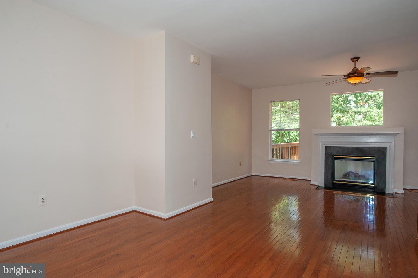 6356 DEMME PL, SPRINGFIELD, Virginia 22150, 3 Bedrooms Bedrooms, ,2 BathroomsBathrooms,Residential,For sale,6356 DEMME PL,VAFX2233686 MLS # VAFX2233686