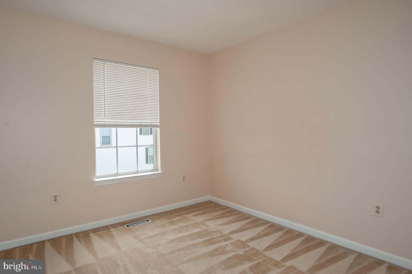 6356 DEMME PL, SPRINGFIELD, Virginia 22150, 3 Bedrooms Bedrooms, ,2 BathroomsBathrooms,Residential,For sale,6356 DEMME PL,VAFX2233686 MLS # VAFX2233686
