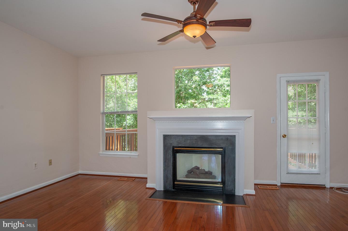 6356 DEMME PL, SPRINGFIELD, Virginia 22150, 3 Bedrooms Bedrooms, ,2 BathroomsBathrooms,Residential,For sale,6356 DEMME PL,VAFX2233686 MLS # VAFX2233686