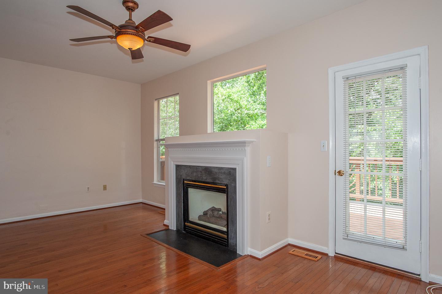 6356 DEMME PL, SPRINGFIELD, Virginia 22150, 3 Bedrooms Bedrooms, ,2 BathroomsBathrooms,Residential,For sale,6356 DEMME PL,VAFX2233686 MLS # VAFX2233686