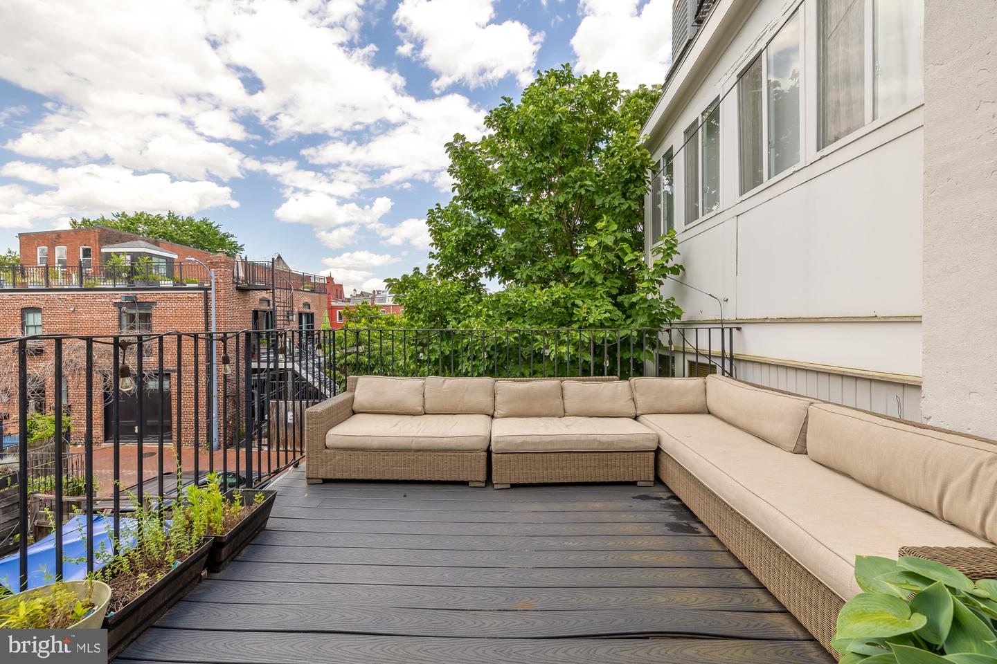 1831 5TH ST NW, WASHINGTON, District Of Columbia 20001, 4 Bedrooms Bedrooms, ,4 BathroomsBathrooms,Residential,For sale,1831 5TH ST NW,DCDC2195376 MLS # DCDC2195376