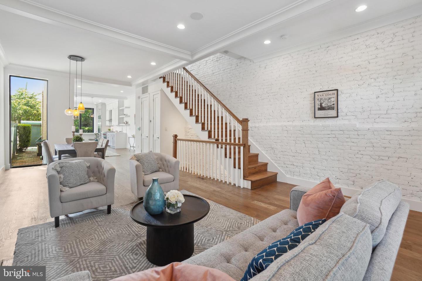 1831 5TH ST NW, WASHINGTON, District Of Columbia 20001, 4 Bedrooms Bedrooms, ,4 BathroomsBathrooms,Residential,For sale,1831 5TH ST NW,DCDC2195376 MLS # DCDC2195376