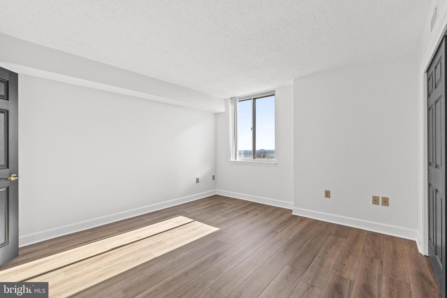 1276 N WAYNE ST #1030, ARLINGTON, Virginia 22201, 2 Bedrooms Bedrooms, ,2 BathroomsBathrooms,Residential,For sale,1276 N WAYNE ST #1030,VAAR2055996 MLS # VAAR2055996