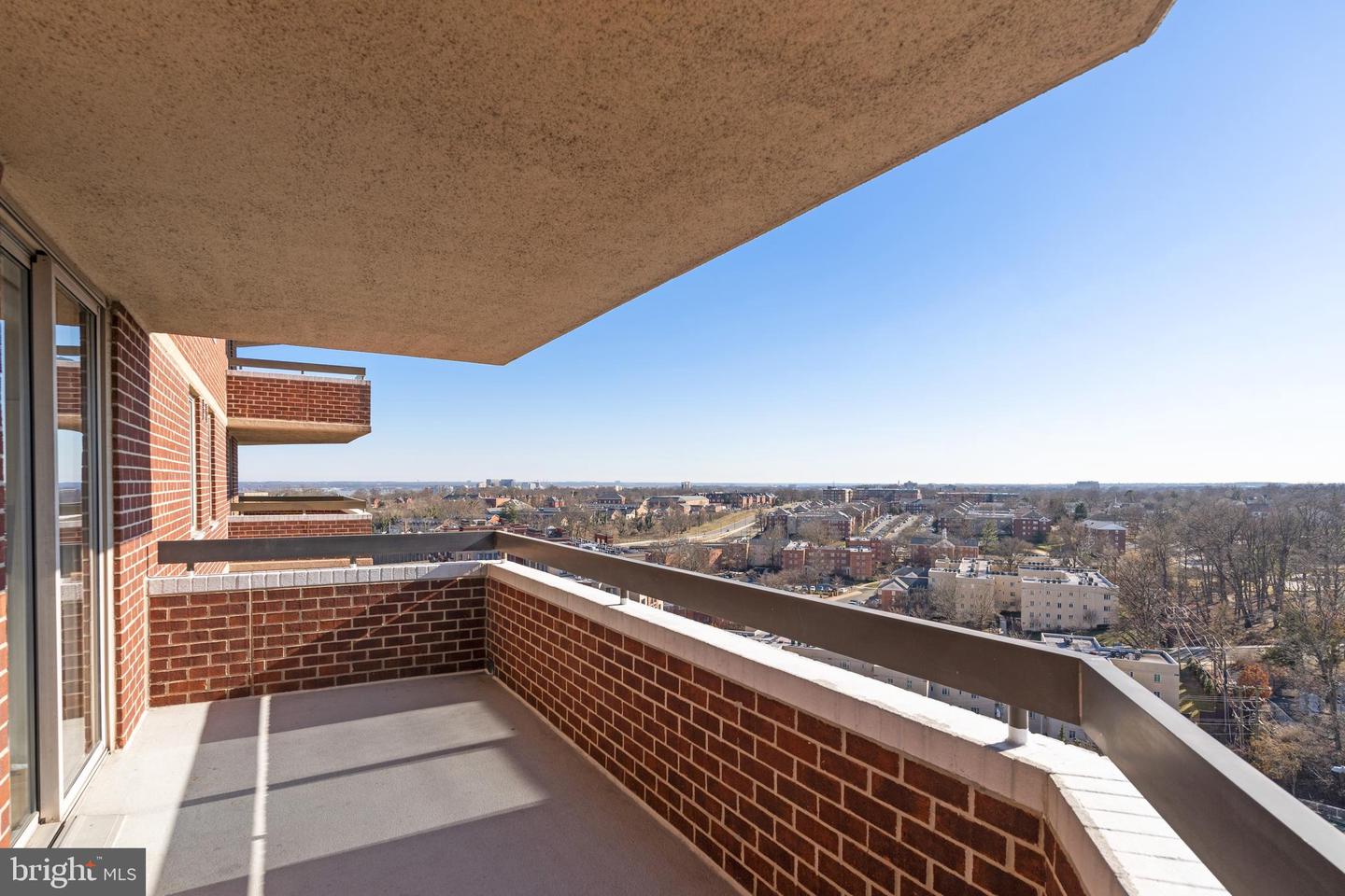 1276 N WAYNE ST #1030, ARLINGTON, Virginia 22201, 2 Bedrooms Bedrooms, ,2 BathroomsBathrooms,Residential,For sale,1276 N WAYNE ST #1030,VAAR2055996 MLS # VAAR2055996