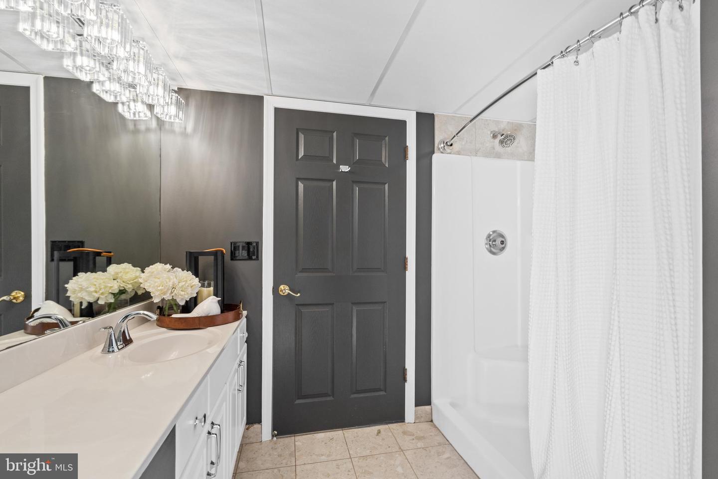 1276 N WAYNE ST #1030, ARLINGTON, Virginia 22201, 2 Bedrooms Bedrooms, ,2 BathroomsBathrooms,Residential,For sale,1276 N WAYNE ST #1030,VAAR2055996 MLS # VAAR2055996