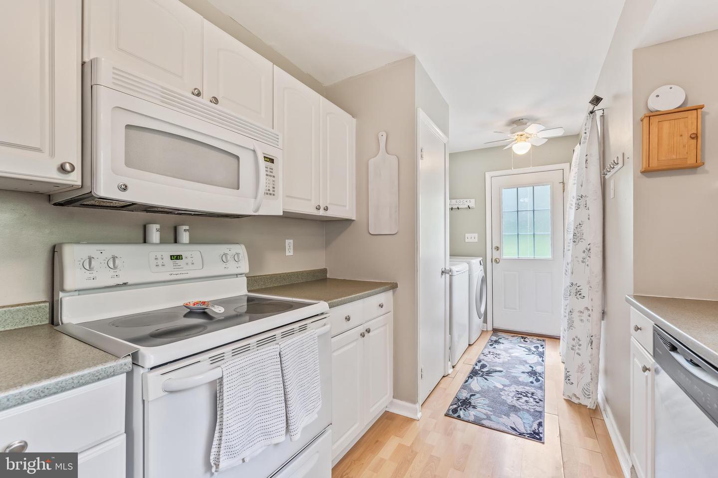 1912 LAKEVIEW PKWY, LOCUST GROVE, Virginia 22508, 3 Bedrooms Bedrooms, ,2 BathroomsBathrooms,Residential,For sale,1912 LAKEVIEW PKWY,VAOR2009406 MLS # VAOR2009406