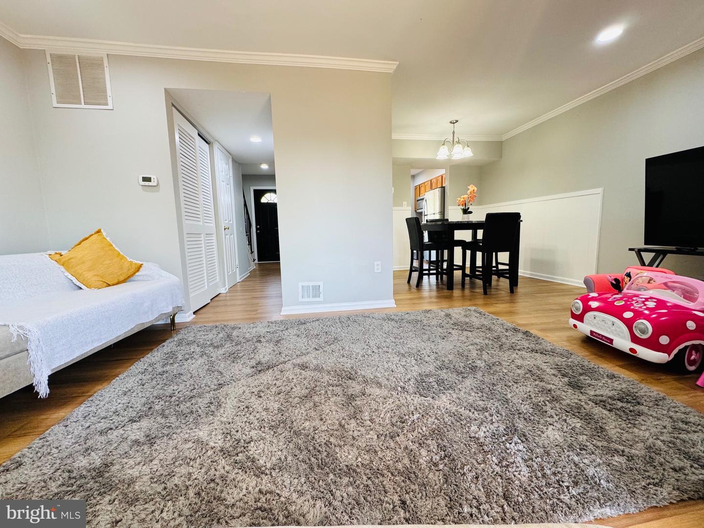7914 SHARPSBURG CT, MANASSAS, Virginia 20109, 3 Bedrooms Bedrooms, ,2 BathroomsBathrooms,Residential,For sale,7914 SHARPSBURG CT,VAPW2092122 MLS # VAPW2092122