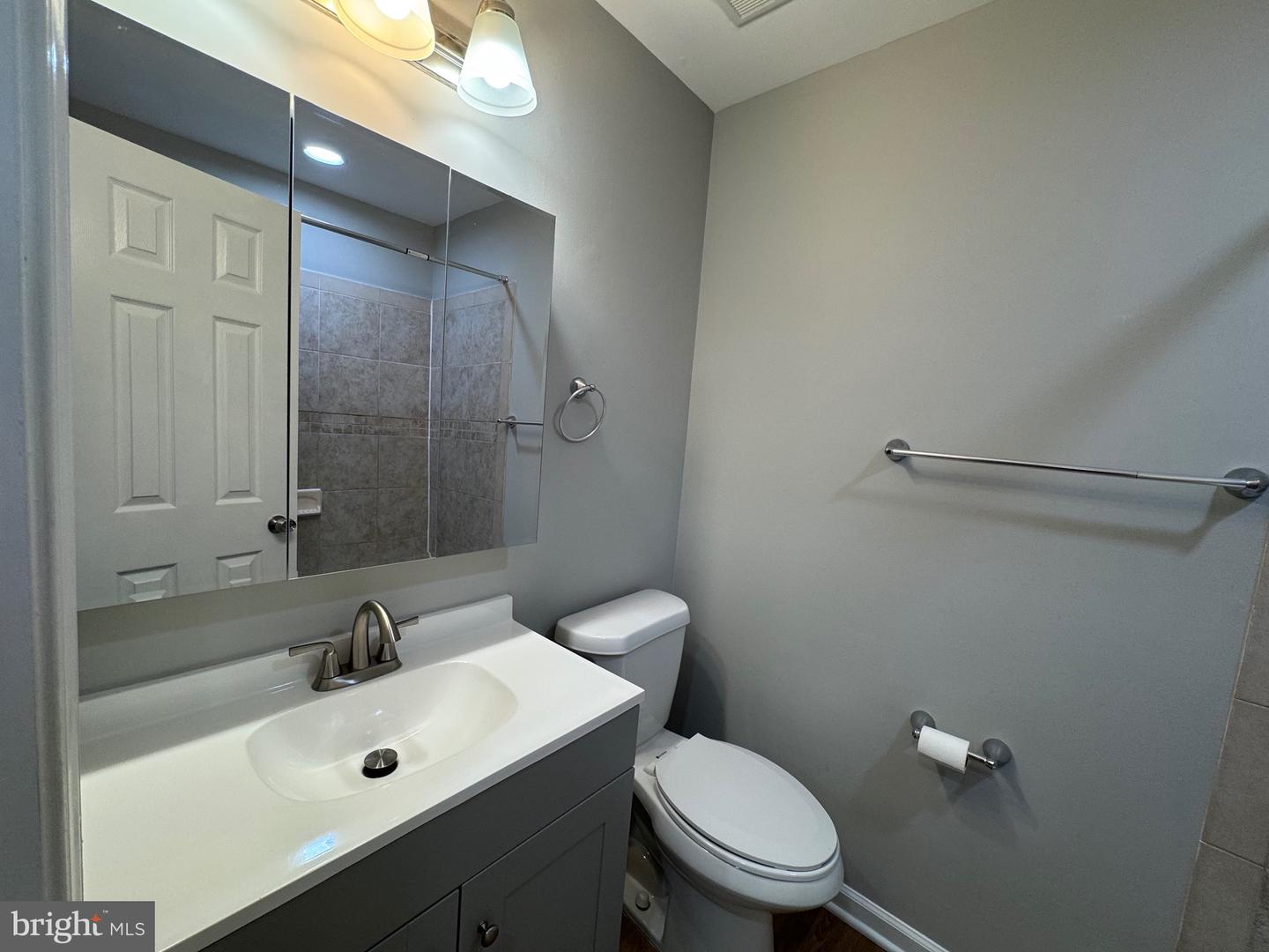 7914 SHARPSBURG CT, MANASSAS, Virginia 20109, 3 Bedrooms Bedrooms, ,2 BathroomsBathrooms,Residential,For sale,7914 SHARPSBURG CT,VAPW2092122 MLS # VAPW2092122