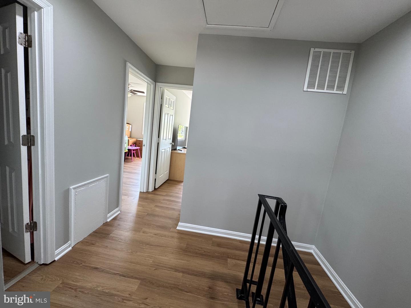 7914 SHARPSBURG CT, MANASSAS, Virginia 20109, 3 Bedrooms Bedrooms, ,2 BathroomsBathrooms,Residential,For sale,7914 SHARPSBURG CT,VAPW2092122 MLS # VAPW2092122