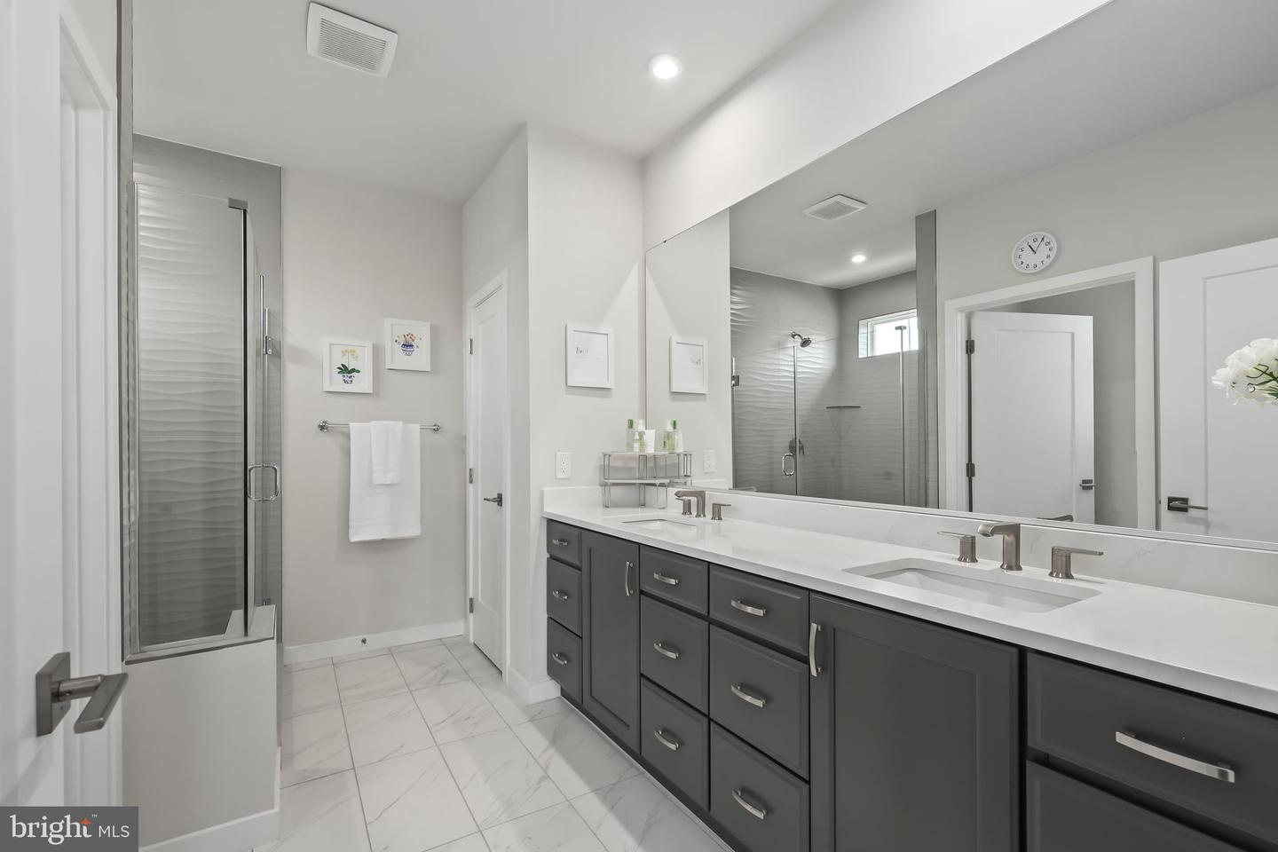 43881 HANES HALL TER, ASHBURN, Virginia 20147, 3 Bedrooms Bedrooms, ,3 BathroomsBathrooms,Residential,For sale,43881 HANES HALL TER,VALO2093854 MLS # VALO2093854