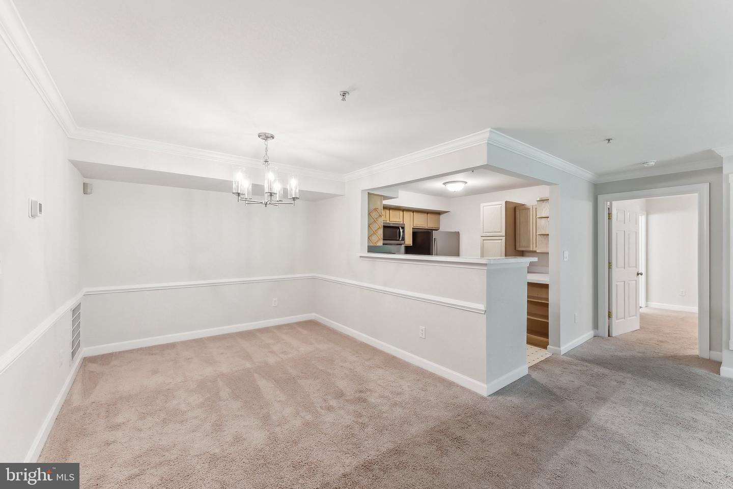 9220-N CARDINAL FOREST LN #N, LORTON, Virginia 22079, 2 Bedrooms Bedrooms, ,2 BathroomsBathrooms,Residential,For sale,9220-N CARDINAL FOREST LN #N,VAFX2234494 MLS # VAFX2234494