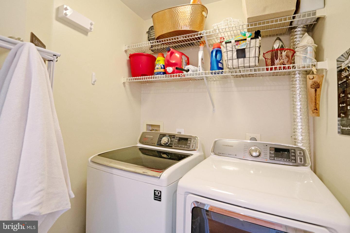 6625 FROST LAKE LN, ALEXANDRIA, Virginia 22315, 3 Bedrooms Bedrooms, ,3 BathroomsBathrooms,Residential,For sale,6625 FROST LAKE LN,VAFX2234272 MLS # VAFX2234272