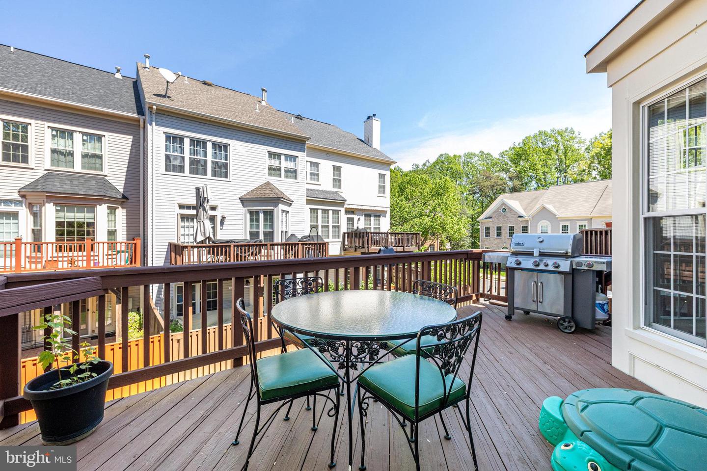 6625 FROST LAKE LN, ALEXANDRIA, Virginia 22315, 3 Bedrooms Bedrooms, ,3 BathroomsBathrooms,Residential,For sale,6625 FROST LAKE LN,VAFX2234272 MLS # VAFX2234272