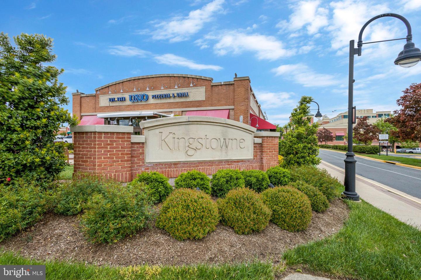 6625 FROST LAKE LN, ALEXANDRIA, Virginia 22315, 3 Bedrooms Bedrooms, ,3 BathroomsBathrooms,Residential,For sale,6625 FROST LAKE LN,VAFX2234272 MLS # VAFX2234272