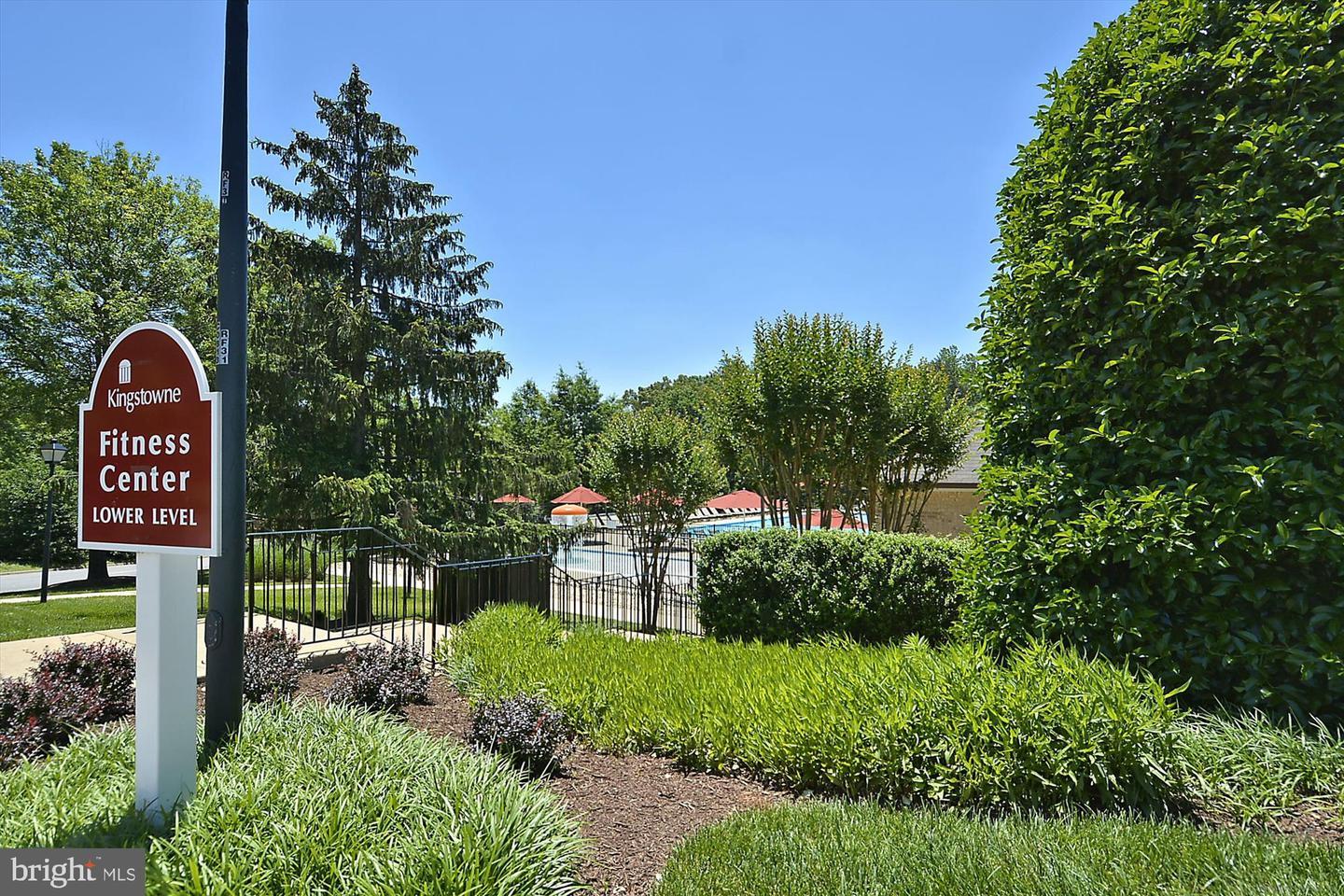 6625 FROST LAKE LN, ALEXANDRIA, Virginia 22315, 3 Bedrooms Bedrooms, ,3 BathroomsBathrooms,Residential,For sale,6625 FROST LAKE LN,VAFX2234272 MLS # VAFX2234272