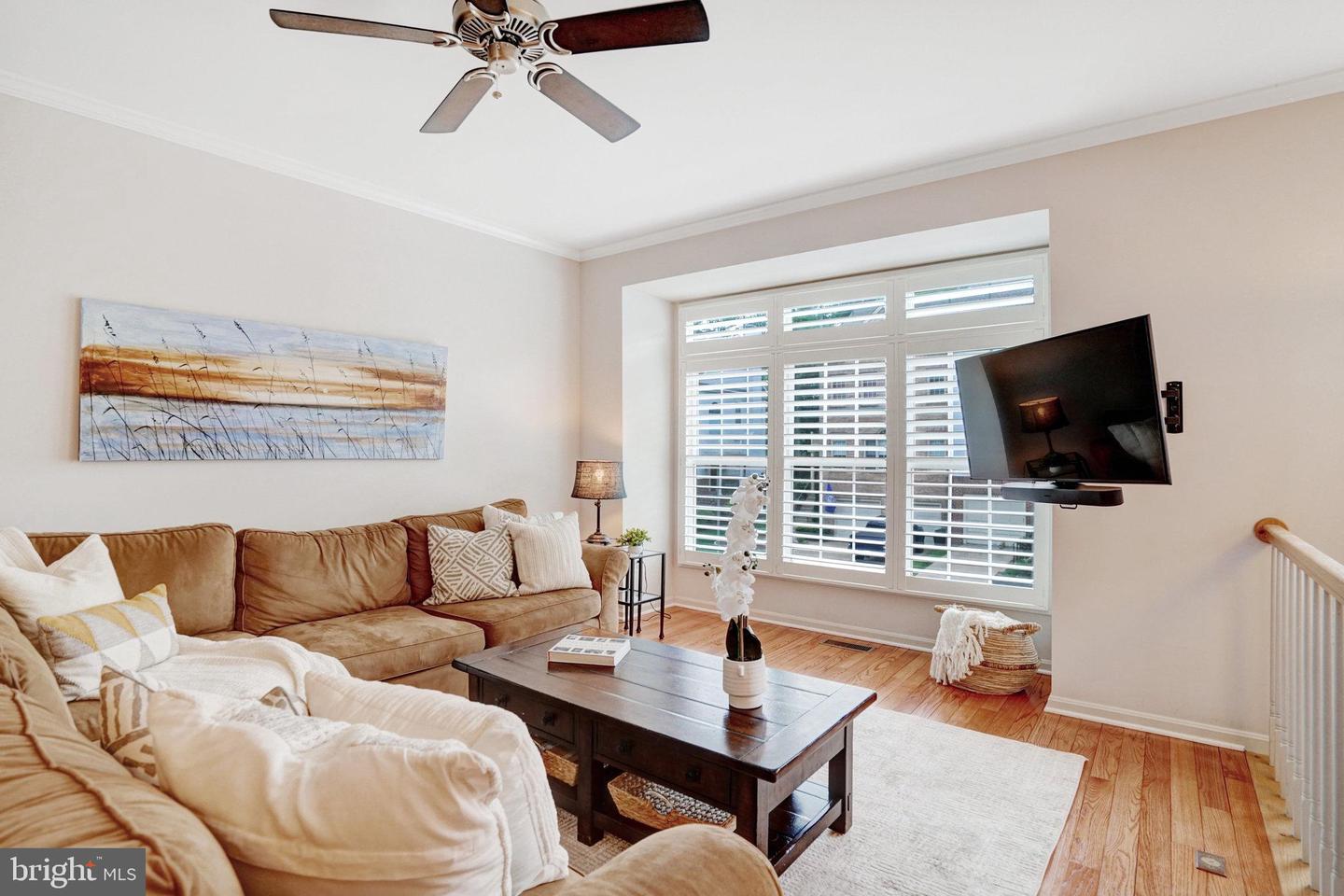6625 FROST LAKE LN, ALEXANDRIA, Virginia 22315, 3 Bedrooms Bedrooms, ,3 BathroomsBathrooms,Residential,For sale,6625 FROST LAKE LN,VAFX2234272 MLS # VAFX2234272