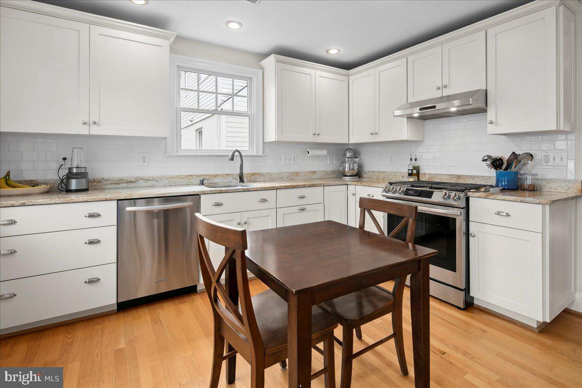 6429 14TH ST, ALEXANDRIA, Virginia 22307, 4 Bedrooms Bedrooms, ,2 BathroomsBathrooms,Residential,For sale,6429 14TH ST,VAFX2233976 MLS # VAFX2233976