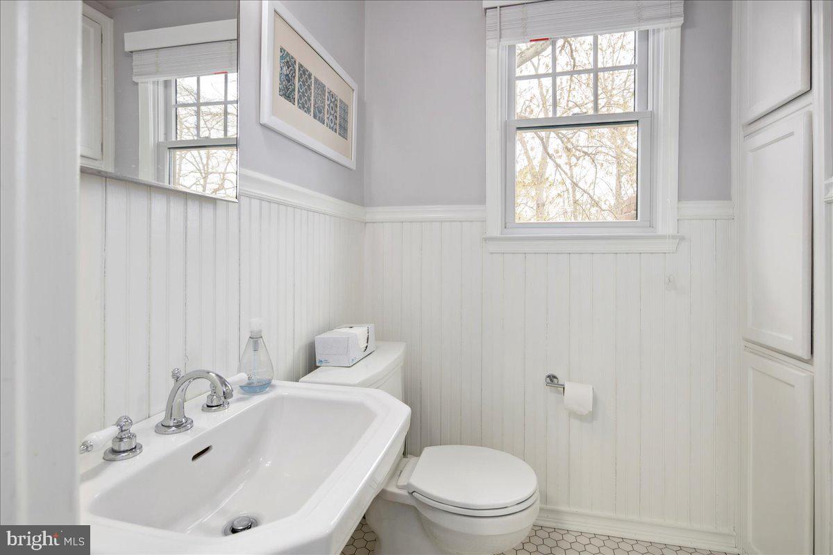 6429 14TH ST, ALEXANDRIA, Virginia 22307, 4 Bedrooms Bedrooms, ,2 BathroomsBathrooms,Residential,For sale,6429 14TH ST,VAFX2233976 MLS # VAFX2233976