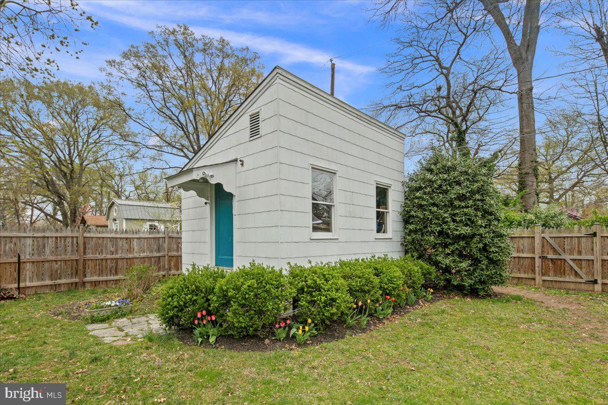 6429 14TH ST, ALEXANDRIA, Virginia 22307, 4 Bedrooms Bedrooms, ,2 BathroomsBathrooms,Residential,For sale,6429 14TH ST,VAFX2233976 MLS # VAFX2233976